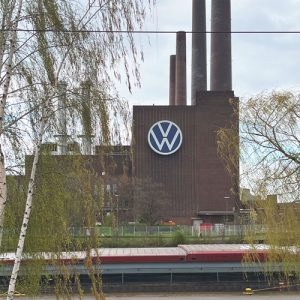 Sicht auf das Kraftwerk des Volkswagenwerk Wolfsburg